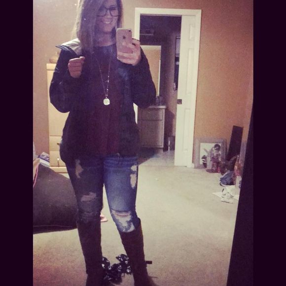 Meet your Posher, Shellby - Picture 1 of 1